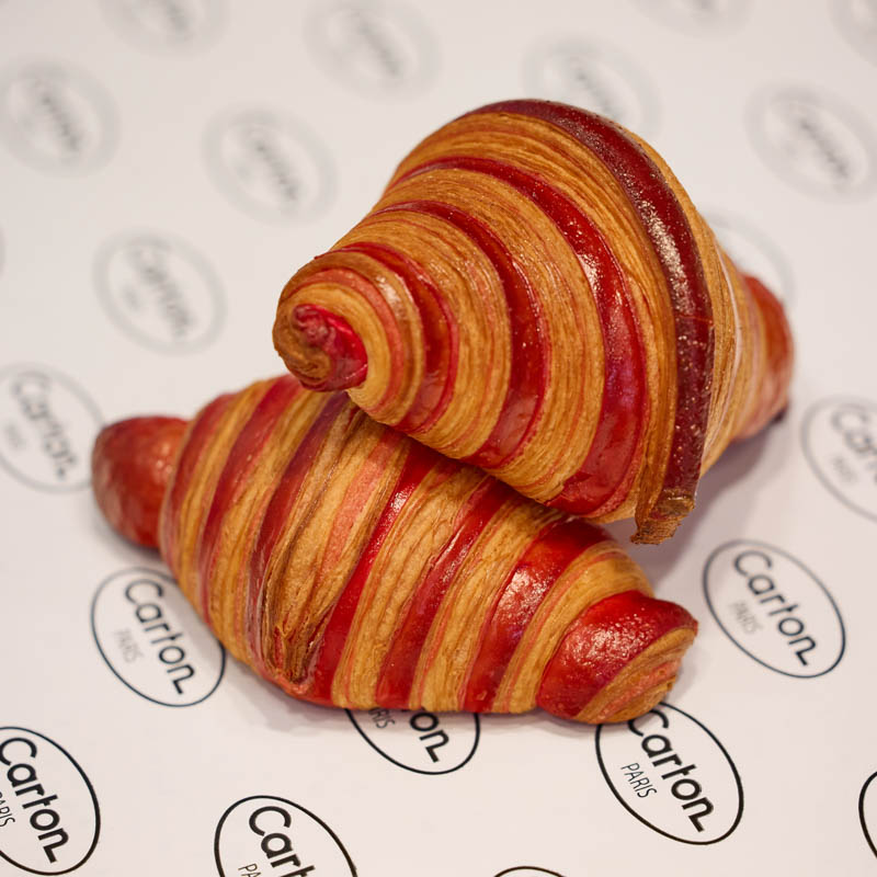 Des croissants au beurre de la boulangerie pâtisserie Carton à Paris