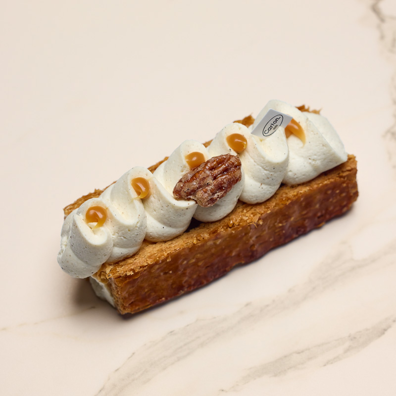 Une pâtisserie feuilletée de la boulangerie pâtisserie Carton à Paris